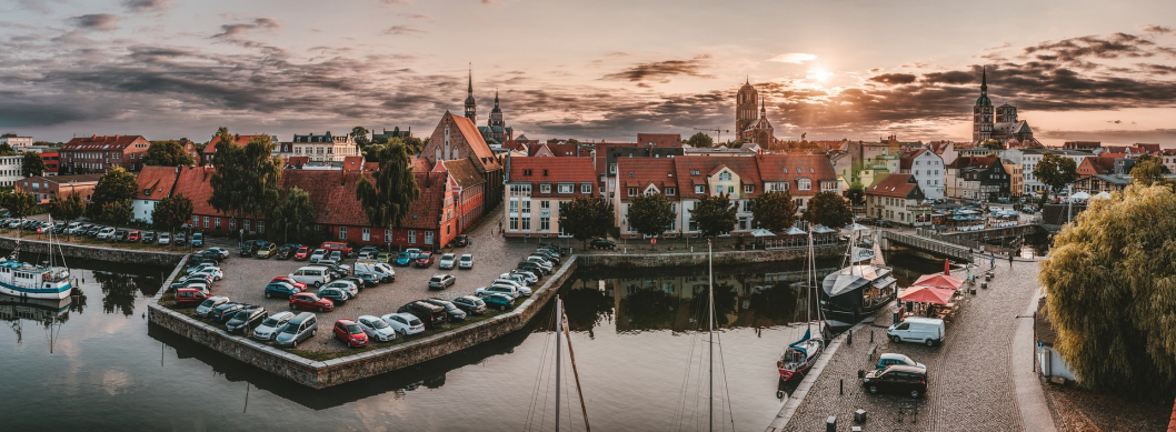 stralsund-3681426_1920.jpg
